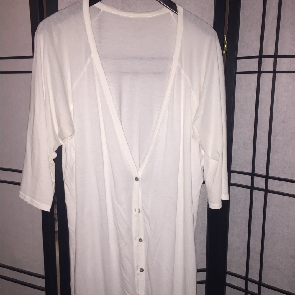 Light weight cardigan sweater